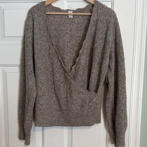 Old Navy Wool-Blend Wrap Sweater M